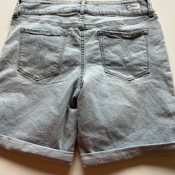 EUC Seven 7 Rainbow Piping Pride Raw Hem Jean Shorts 🌈🌈 (D2) - Picture 11 of 13
